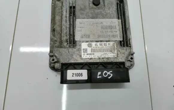 Volkswagen Golf VI Engine control unit/module 03L906022PM