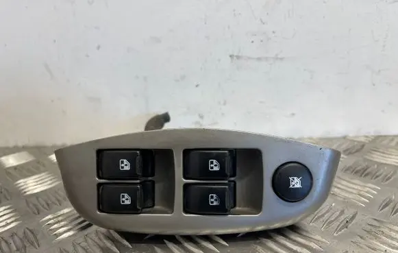 Chevrolet Kalos Electric window control switch