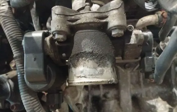 Toyota Corolla Verso AR10 Throttle valve