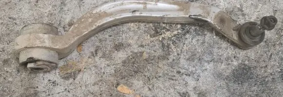 Volkswagen PASSAT B5 Front control arm