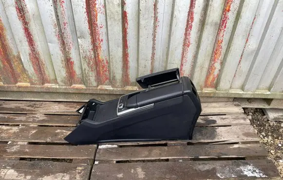 Mercedes-Benz ML W166 Center console A1664401809 6930494