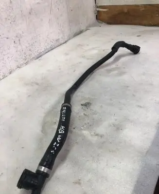 Mercedes-Benz C W206 Engine coolant pipe/hose A2068301204