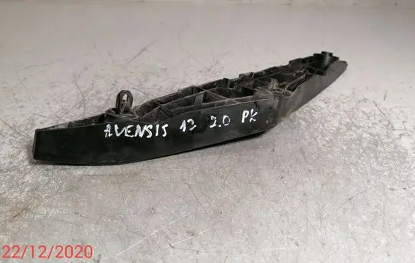 Toyota Avensis T270 Front bumper mounting bracket 5253605040