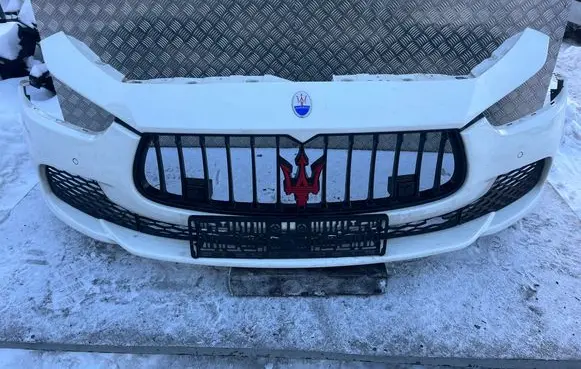 Maserati Ghibli Front bumper 