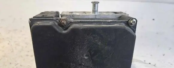 Nissan Note (E11) ABS Pump 0265800518 68331H0643
