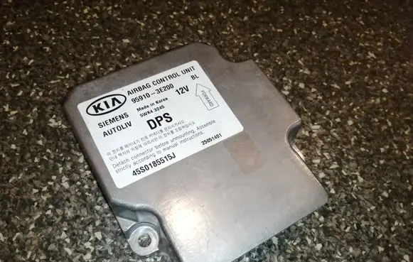 KIA Sorento Airbag control unit/module 959103E200
