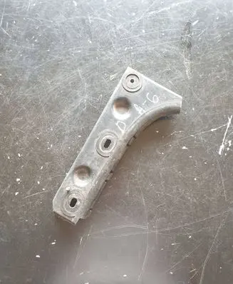 Audi A6 S6 C5 4B Front bumper mounting bracket 4B0807284B