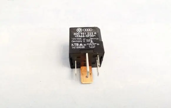 Volkswagen Golf V Other relay 3D0951253A 14.1500.00