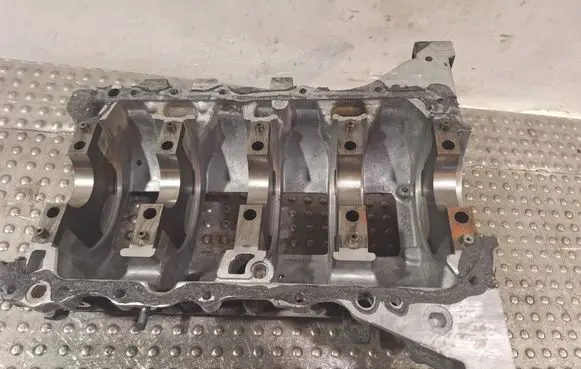 Peugeot 508 Engine block S17986689 9685737310