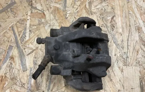 Mercedes-Benz E W212 Rear brake caliper