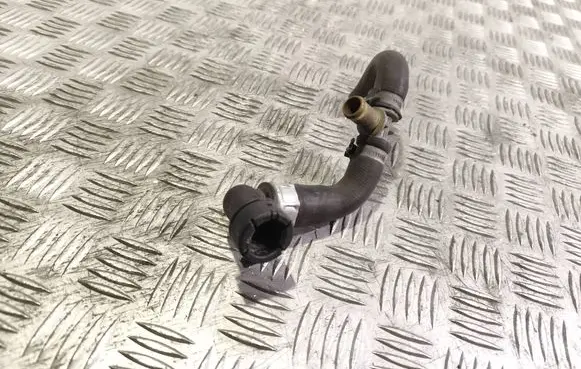 Volvo XC90 Engine coolant pipe/hose 30792933