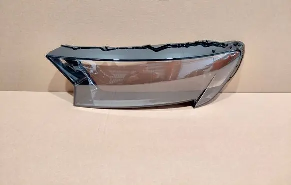 Audi Q7 4M Headlight lense 4M0941039D