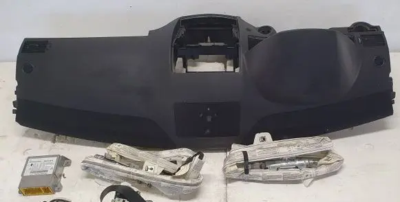 Mercedes-Benz C W204 Airbag set with panel 1257631