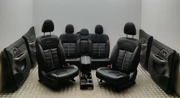 Mitsubishi L200 Interior set 7222B156ZZ 7221C553ZZ