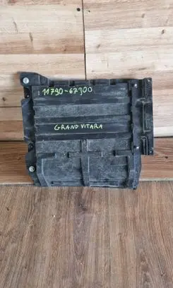 Suzuki Grand Vitara II Center/middle under tray cover 121212