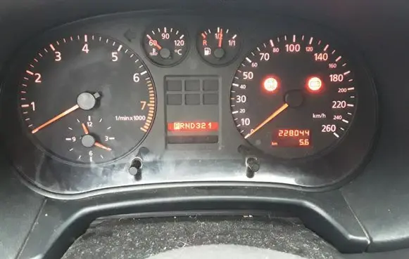 Audi A3 S3 8L Speedometer (instrument cluster) 8L0919860E