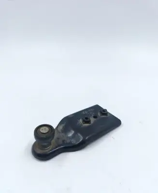 Hyundai H-1, Starex, Satellite Sliding door upper roller guide/hinge 