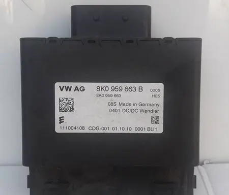 Audi A5 8T 8F Voltage converter/converter module 8K0959663B 111004108 8K0959663