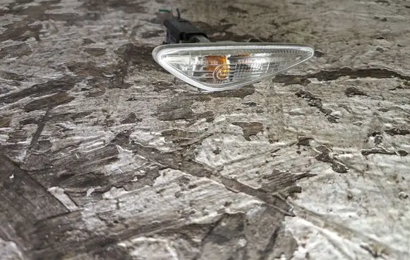 Mazda 6 Front fender indicator light E11011471 011471 51130