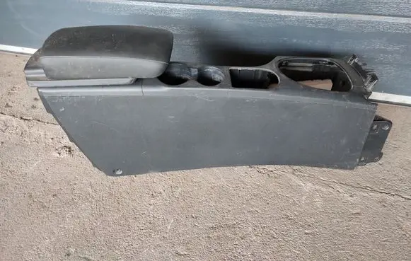 Nissan Qashqai+2 Center console