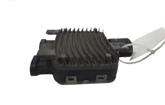 Coolant fan relay