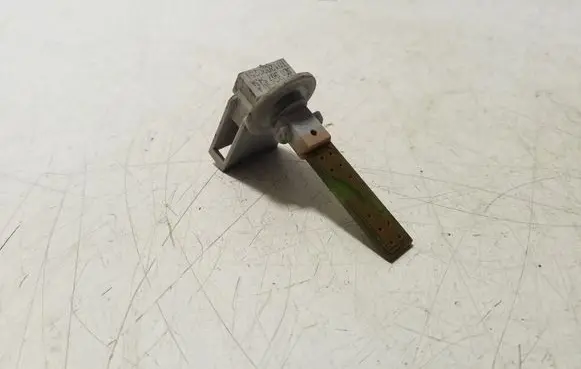 Volkswagen Golf V Interior temperature sensor 3D0907543A