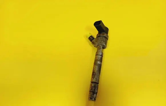 Fuel injector
