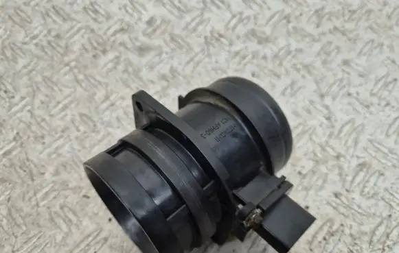 Seat Altea XL Mass air flow meter 06J906461B