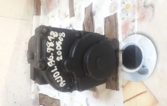 Audi A6 S6 C5 4B Throttle valve