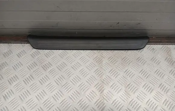 Audi Q3 8U Front sill trim cover 8U0853373B