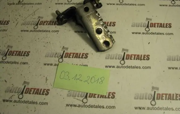 Mitsubishi Lancer Front door upper hinge