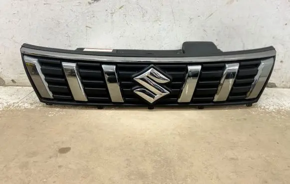 Suzuki Vitara (LY) Front grill 72121-86R0