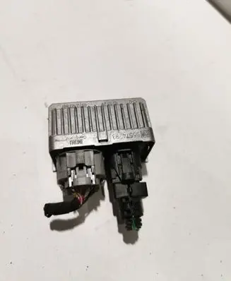 Chevrolet Captiva Glow plug pre-heat relay 55574293