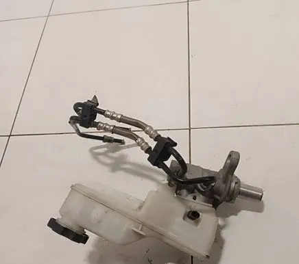 Opel Insignia B Master brake cylinder 811678