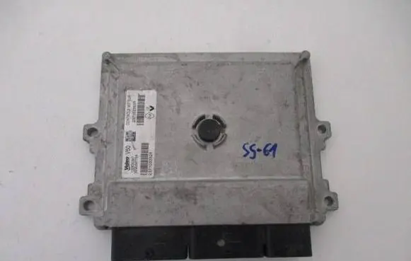 Renault Captur Engine control unit/module 237103352R