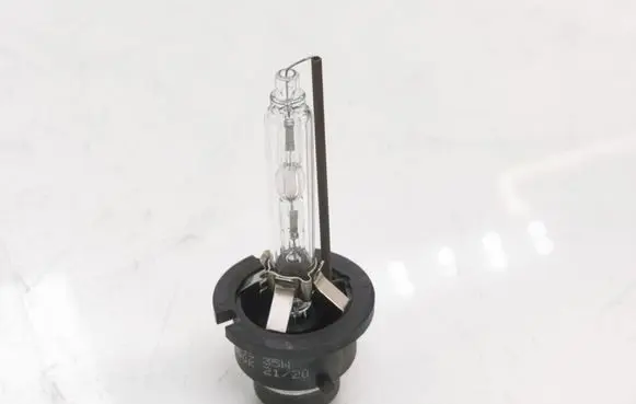 Toyota Avensis T250 Xenon bulb 3585D4S35W 0H24300K21
