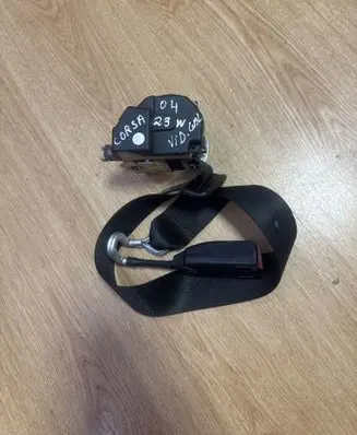Opel Corsa C Middle seatbelt (rear) 333013550 33003598