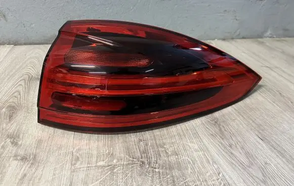 Porsche Cayenne (9PA) Rear/tail lights 95863106200