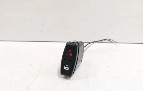 BMW 5 E60 E61 Hazard light switch 6131691950603 6919506 549519500
