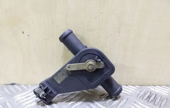 Volkswagen Transporter - Caravelle T4 Coolant heater control valve 701819809D
