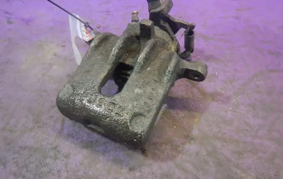 Ford Focus C-MAX Rear brake caliper