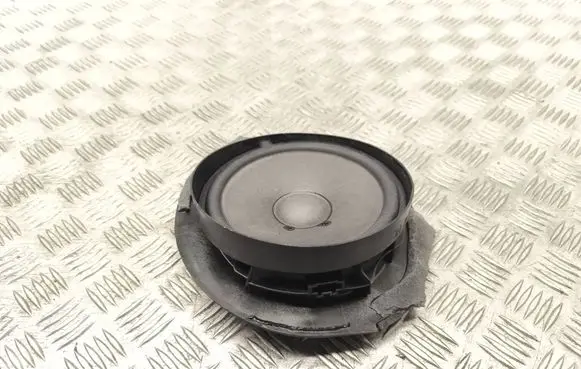 Mercedes-Benz E W211 Rear door speaker A2118207302