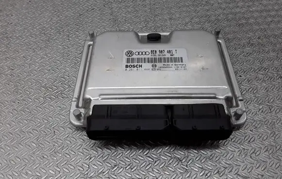 Skoda Superb B5 (3U) Engine control unit/module 8E0907401T 0281011444