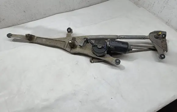 Lexus RX 330 - 350 - 400H Front wiper linkage and motor 1592007300