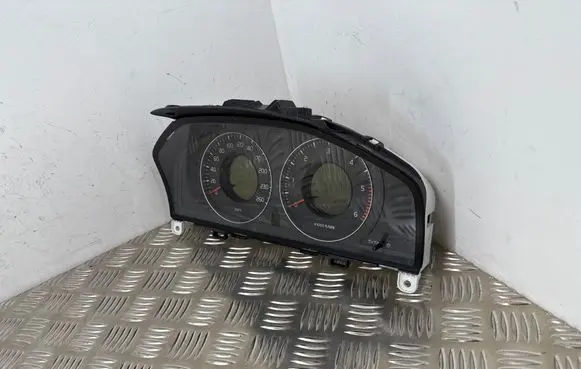 Volvo V70 Speedometer (instrument cluster) 31270899AA 36002598 69399270U
