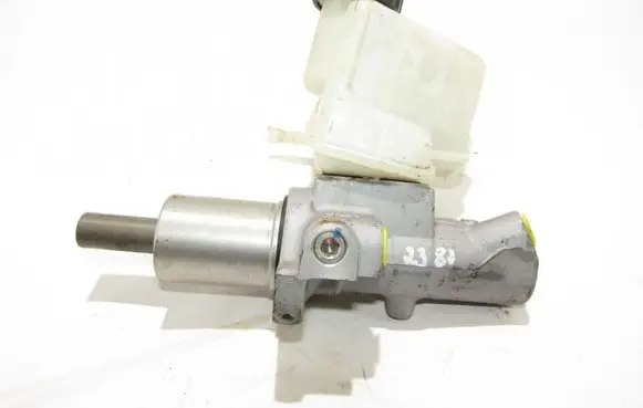 Mercedes-Benz E W212 Master brake cylinder a2044300002