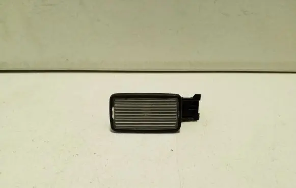 Volvo XC40 Front door interior light 31663793