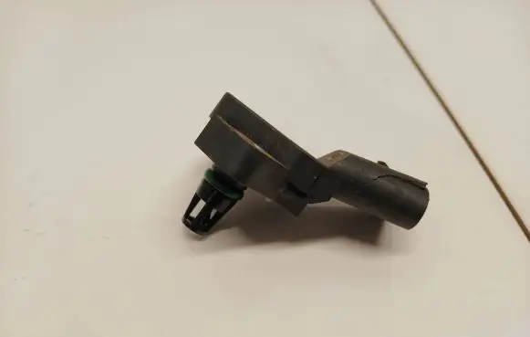 Audi A4 S4 B7 8E 8H Air pressure sensor 038906051B 0281002399