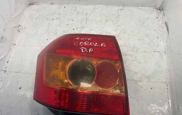 Toyota Corolla E120 E130 Rear corner (parking) light 