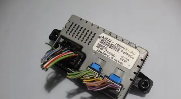 Jaguar XJ X351 Central body control module AW9314B663AC